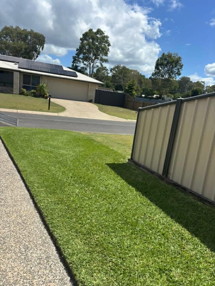 Lawn detail 2